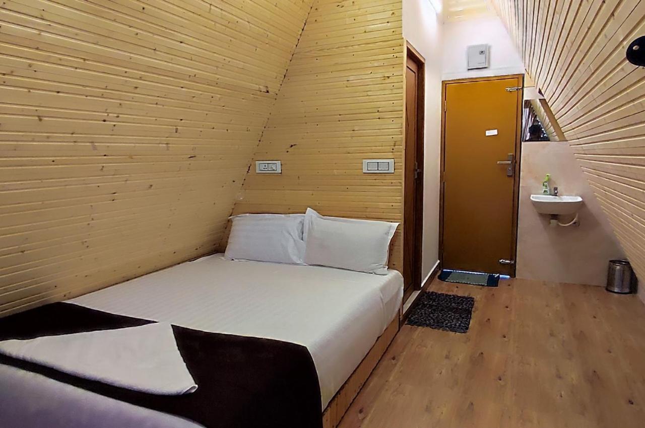 Serenity Panchalimedu Pīrmed Exterior foto